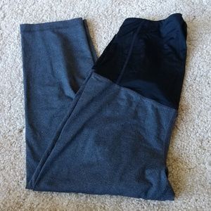 Large Crop Maternity Leggings